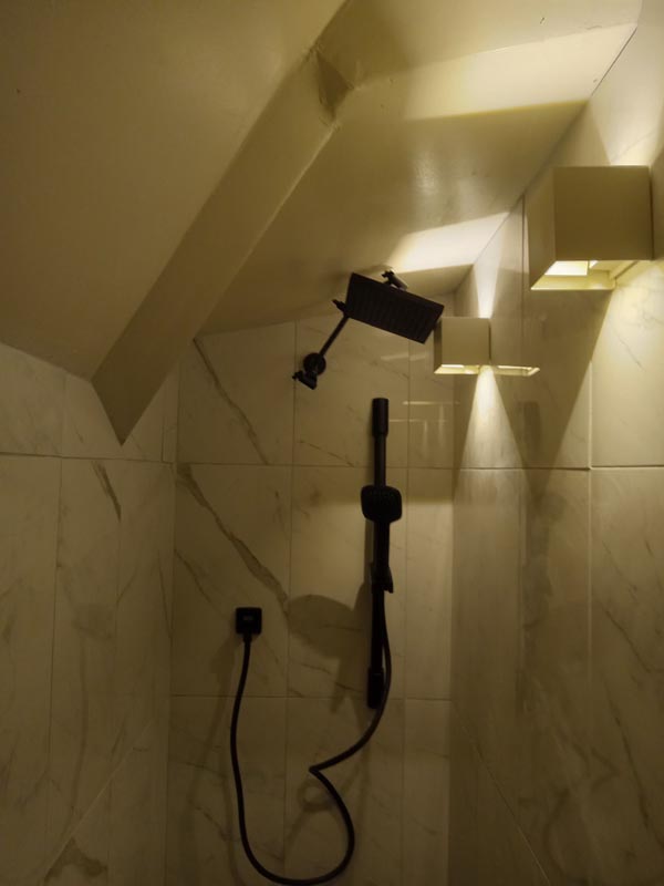 44db145d-9cee-4527-8875-7a5af565d398(1) bathroom renovation