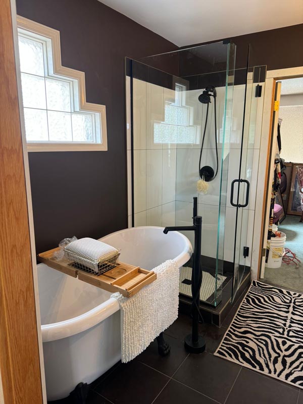 4efd64a8-9322-4e93-a7a7-81e043579790 bathroom renovation