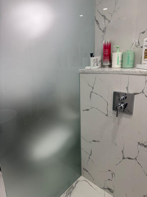 82428fdb-b4f7-47e4-a5d7-2e8aef10194c bathroom renovation