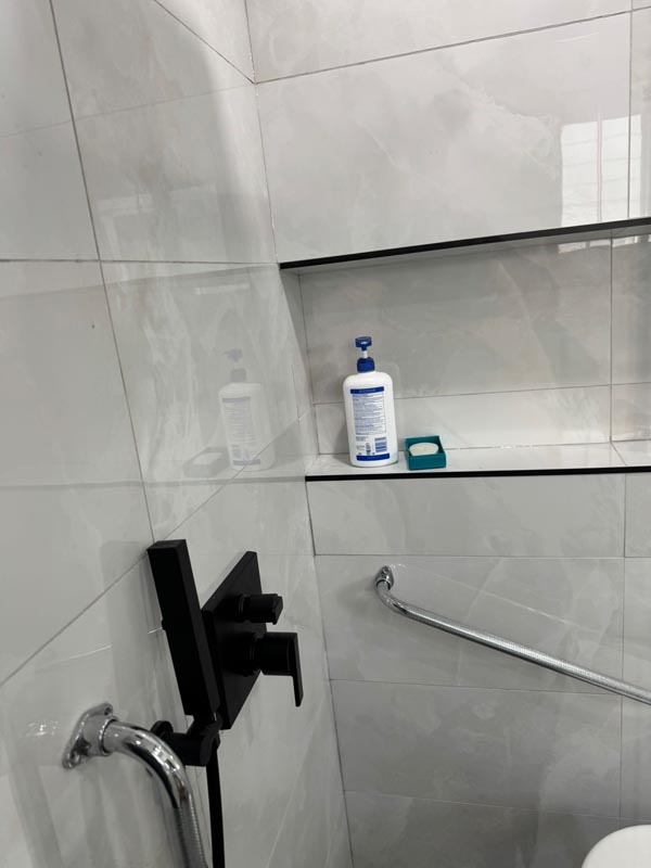 bfc0fb15-0a2c-4cb8-8970-ccf766c0d6b6 bathroom renovation